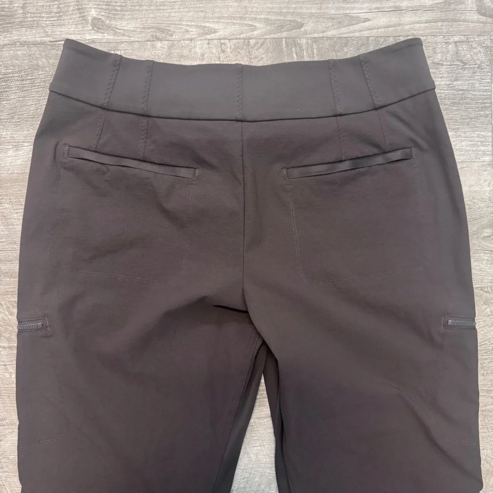 Athleta Wander Hybrid Striaght Leg Pant Walnut Brown Womens Petite Sz. 14P